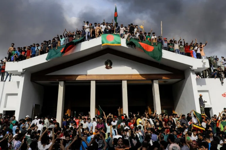 ৫ই আগস্ট ২০২৬ বিকেল ৫ঃ০০ টায় শাহাবাগে ২৪ এর গণঅভ্যুত্থান দিবস উপলক্ষে বিজয় উদযাপন ও অসহায়দের মাঝে খাদ্য বিতরণ এবং বিকেল তিনটায় বুদ্ধিজীবী কবরস্থান শহীদদের গনকবরে শ্রদ্ধাঞ্জলি নিবেদন কর্মসূচি পালিত হবে ইনশাল্লাহ আপনাদের উপস্থিতি একান্ত কাম্য।